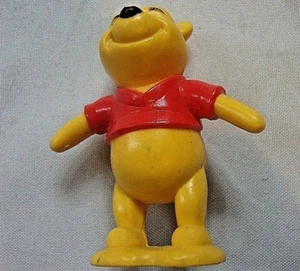 Disney Winnie The Pooh Small 3" statuina giocattolo per bambini da collezione Cina - Foto 1 di 1