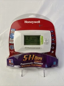 NEW - Honeywell RTH7400 Digital 5-1-1 Day Programmable Thermostat - Picture 1 of 2