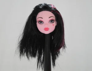 Monster High Doll Draculaura Head Only - Picture 1 of 8