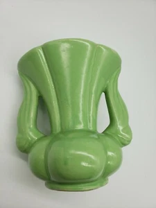 Vintage Niloak Green Double Winged Handle Ceramic Vase T1 - Picture 1 of 8