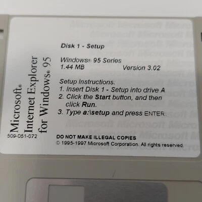 Microsoft Internet Explorer For Windows 95 Ver. 3.02 Floppy 6 Disks 1995-1997 - Image 1 of 3