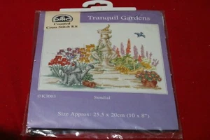 "Kit de punto de cruz contado DMC K3003 Tranquil Gardens - Reloj de sol - 8x10"" - NUEVO - Imagen 1 de 3