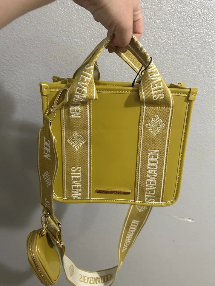 Steve Madden Bwebberp Crossbody TikTok Women's Tote Bag - Blush Pink (DT620010)