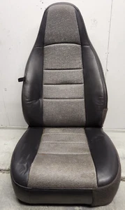 97-02 Jeep Wrangler TJ VINYL PASSENGERS RIGHT SEAT BLACK AND Grey Gray 6 - Picture 1 of 9