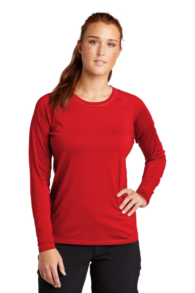 Camiseta Sport-Tek Mujer Manga Larga Rashguard Elegante Cuello Redondo LST470LS Foto 1 de 1