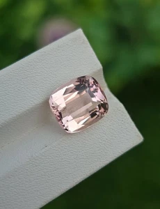 Corte cojín topacio imperial natural de 8,74 quilates | Gema rosa-naranja Katlang sin tratar - Imagen 1 de 4
