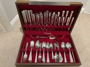 85 Piece Community By Oneida Silver Plated Cutlery Set - Picture 1 of 3