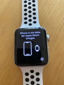 Apple Watch Series 3 42mm Aluminium Silber Gehäuse Weiß - Bild 1 von 4