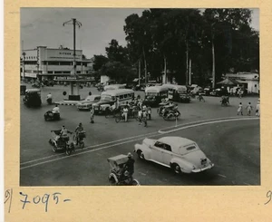 DJAKARTA c. 1950 - 5 Photos de la Ville Java Indonésie - PL 1526 - Picture 1 of 7