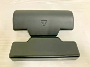 SCHIENALINO ADESIVO TRIUMPH TIGER A9500730 TOP BOX BACK REST - Foto 1 di 4