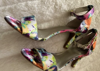 TALLA 8 Multi Charol Hebilla de Tobillo Correa Banda Frontal Tacón A.N.A. Foto 1 de 4