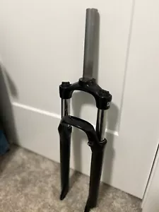 SR Suntour XCM30 27.5 inch Fork, Disc 1 1/8 threadless - Picture 1 of 5