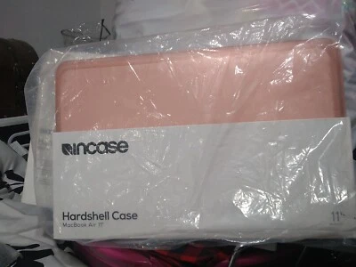 InCase Hardshell Case for 11” MacBook Air Pro PINK - Image 1 of 2