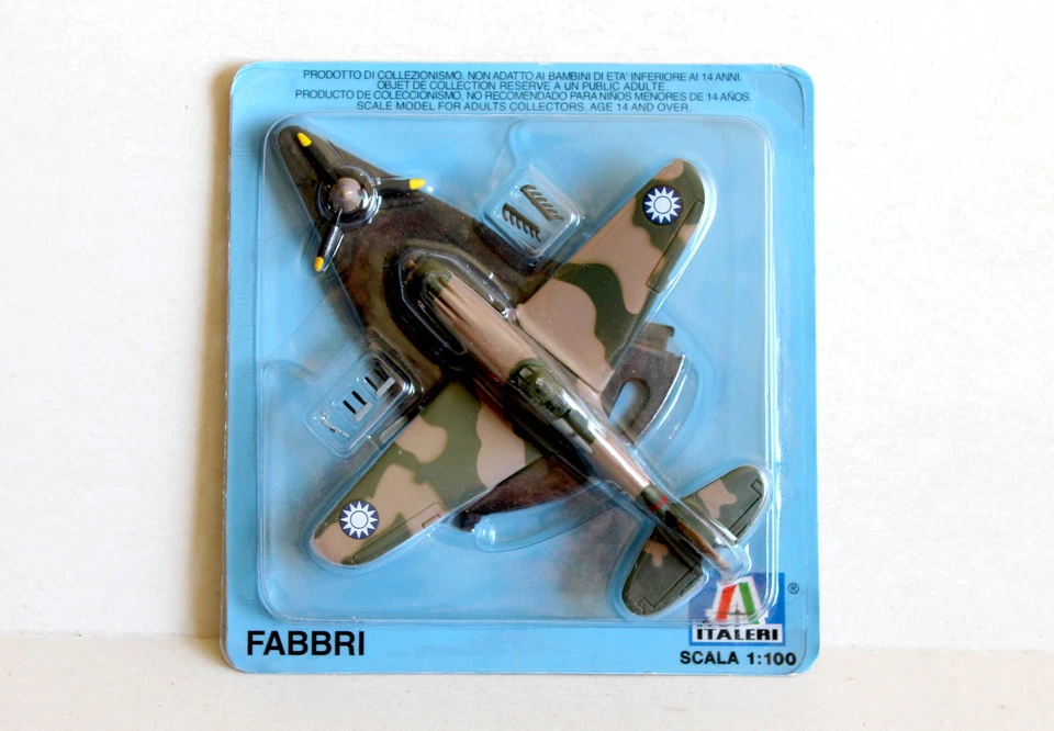 P-40 B - FABBRI ITALERI - AVION MILITAIRE DE COMBAT GUERRE MONDIALE WW AIRPLANE - Photo 1/1