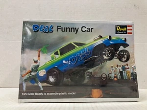 VINTAGE REVELL 1/25 SCALE MISS DEAL FUNNY CAR SEALED MODEL KIT - Picture 1 of 5