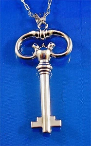 STERLINGSILBER 2-SEITIGER HOHLER SCHLÜSSELANHÄNGER MIT 18" KETTE, 2,25" X 1" - Bild 1 von 3