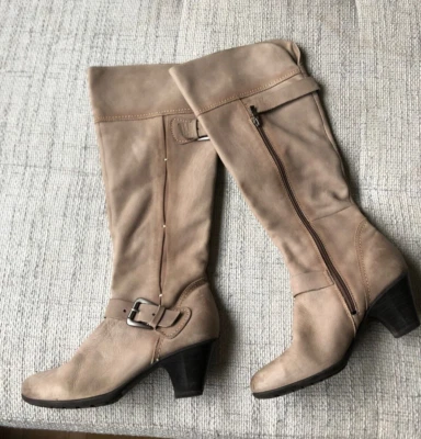 Marco Tozzi women winter/fall boots size 40 brown, buckles - Image 1 of 4