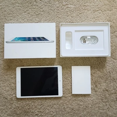 Apple iPad mini 1st Generation MD531C/A. 16GB, Wi-Fi White/Silver Factory Reset - Image 1 of 4