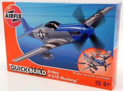 Airfix 21cm Long Model Aircraft J6046 - P-51 D Mustang Quick Build Kit - Image 1 of 4