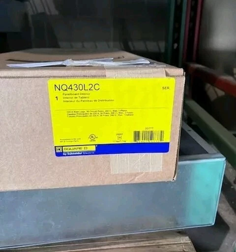 Sq D NQ430L2C NQ PB Inter 200A 240V 3PH 4W 30 CIR 200 Amp/lata y CUBIERTA DE SUPERFICIE Foto 1 de 1