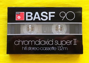 1x BASF chromdioxid super II 90 "silver" Cassette Tape 1982 + OVP + SEALED ++ - Picture 1 of 2