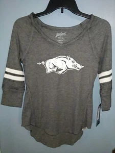 University of Arkansas Razorbacks Gray Junior Small Relaxed 3/4 Lite Thermal NWT - Picture 1 of 4