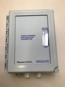 Thermo Gastech 68-0020-05, Detector de Gas de Extracción de Muestras, Transmisor. - Imagen 1 de 4