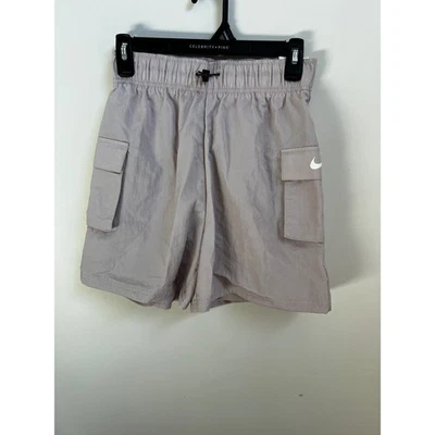 Pantalones Cortos Carga Nike Para Mujer Calce Suelto Tiro Alto Lila Beige XS DM6247-019 NUEVOS CON ETIQUETAS Foto 1 de 4
