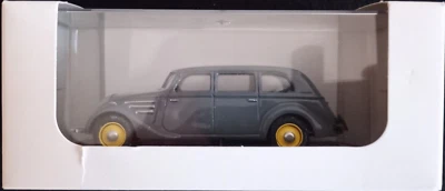 MINIROUTE 1/43 - n°51 - Peugeot 402 Commerciale - 1937 - En résine - SVM - Photo 1/4