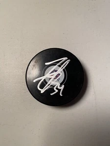 Cole Sillinger signierte Columbus Blue Jackets Logo Puck!! - Bild 1 von 1