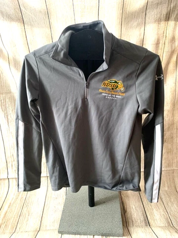 NDSU North Dakota State University Bison Under Armour Medium 1/4 Zip jacket Cover