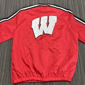 Wisconsin Badgers Rain Windbreaker Jacket Mens Medium Red V-Neck Pullover - Picture 1 of 14