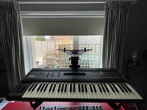Ensoniq ESQ-1 Cross Waave Synthesizer - Picture 1 of 11