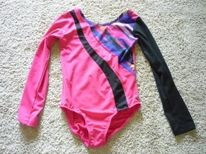 DANSKIN  Child’s MED 7/8 Gymnastics Leotard --ABSTRACT - Picture 1 of 2