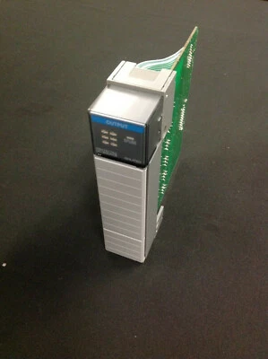 Allen-Bradley SLC500 Output Module 1746-OB6EI Series A Foto 1 de 4