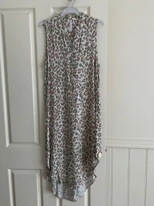 Women's Spicy Sugar dress, S:8, mulitcolour, pleat in back, hi-low, good condit - Picture 1 of 4