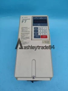 Inversor Yaskawa F7 42P21A CIMR-F7B42P2 1 PIEZA usado - Imagen 1 de 4