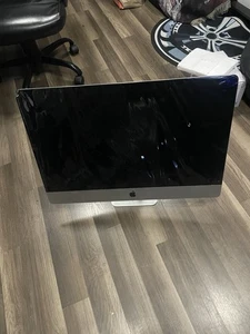 Apple iMac 21.5in Retina 4K Display (1TB SSD, Intel Core i3 8th Gen. 2017 - Picture 1 of 5
