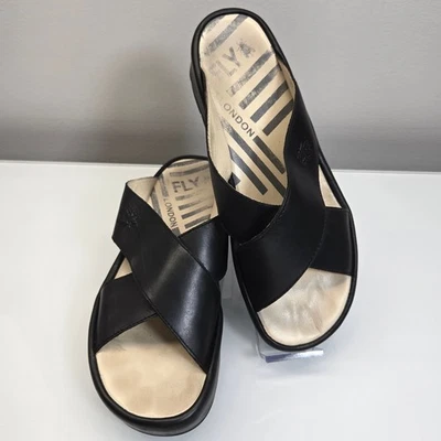 Sandalias Fly London Cuña Mula Slide EU 38 US 7.5 Cuero Negro Plataforma con Tiras Foto 1 de 4