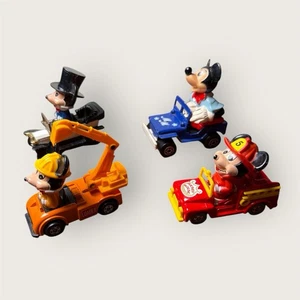 Vintage Konvolut 4 Matchbox und TOMY Diecast Mickey Mouse Spielzeugautos Disney 70er 80er - Bild 1 von 7