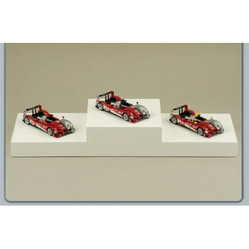 PODIUM AUDI Le Mans 2010 1:87 Spark Model Auto Competizione Modellino Nuovo - Immagine 1 di 1