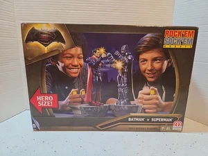 Mattel Rock 'Em Sock 'Em Robots Batman V Superman Actionfigur - DHW38 - Bild 1 von 12