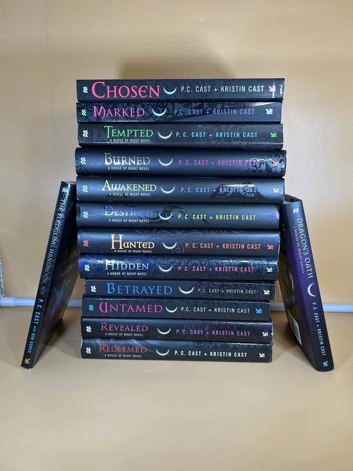 House of Night 14 Books P.C. Cast Kristin Cast HC/PB Vampire YA. + Dragons Oath. - Image 1 of 4
