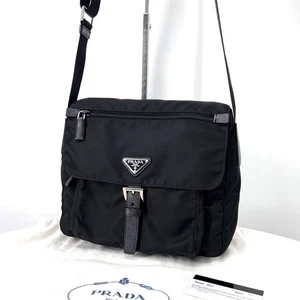 Prada Sac messager en nylon avec logo triangulaire noir 148489556 - Picture 1 of 7