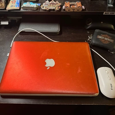 Apple MacBook 13" Laptop UPGRADED 8GB+1TB HD ** MAC OS X High Sierra **  - Image 1 of 4