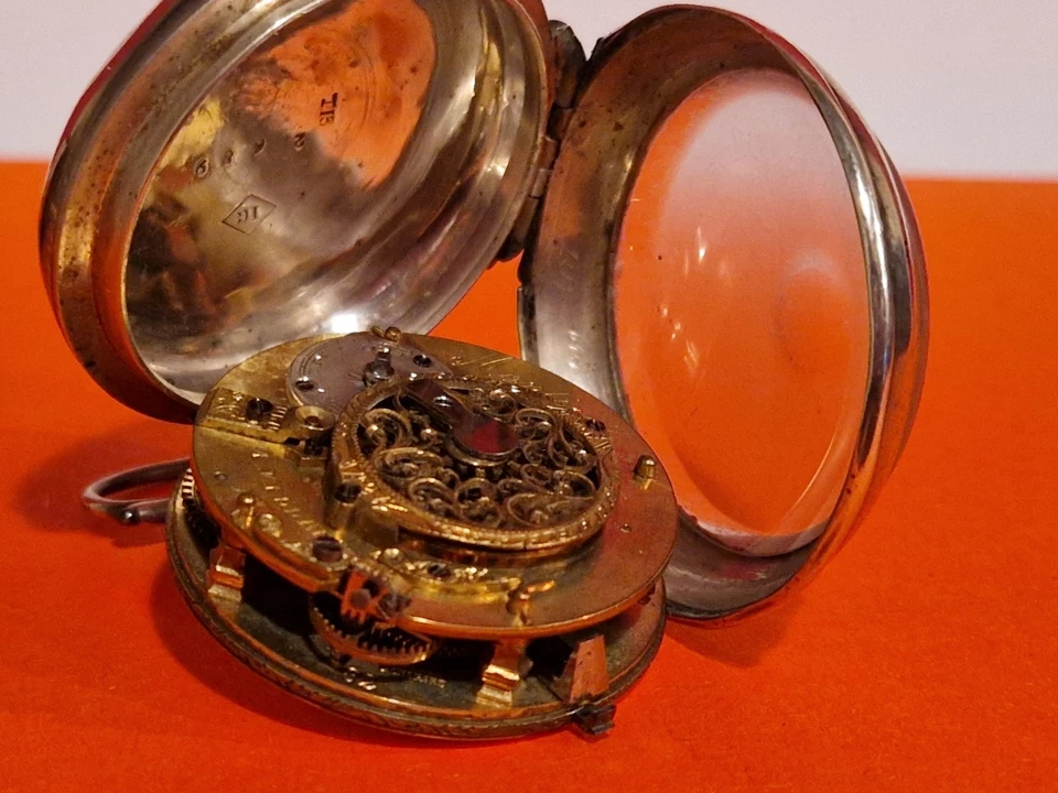 Ancienne Montre  Au Coq Montier - Photo 1/4