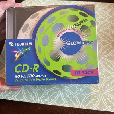 10-Pack Fujifilm GlowDisc Glow-in-the-Dark CD-R's 1x - 24x - New - Image 1 of 4