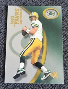 BRETT FAVRE - 2001 FLEER EX #4 **COME NUOVO** SPEDIZIONE E RESO GRATUITI! - Foto 1 di 2