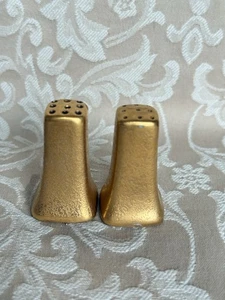 Pickard Gold Textured Square Salt & Pepper Shaker Set w/ Stoppers Small Size - Bild 1 von 17