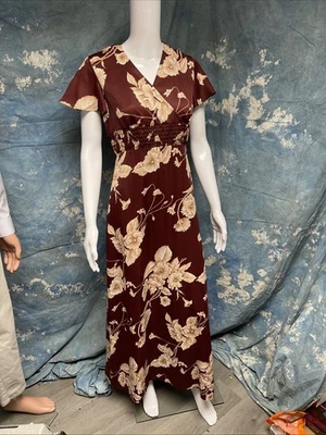 Vintage 1970s Darina Honolulu Polyester Floral Hawaiian Maxi Dress 6/8 - Image 1 of 4